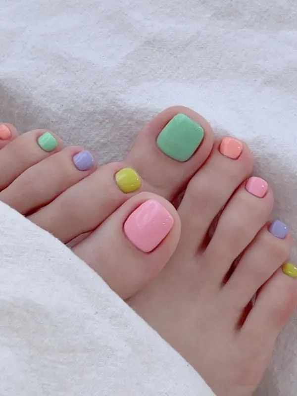 18. Pastel Rainbow